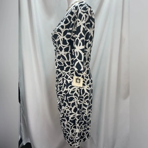 Anne Klein Elegant Slate and light cream floral Patterned Dress women’s size 8 - Picture 4 of 17